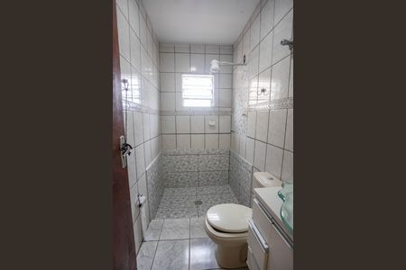 Casa para alugar com 55m², 2 quartos e sem vaga Casa para alugar com 55m², 2 quartos e sem vagaBanheiro social