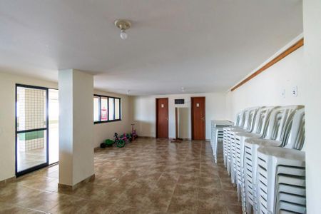 Apartamento à venda com 98m², 3 quartos e 2 vagasÁrea comum - Salão de festas