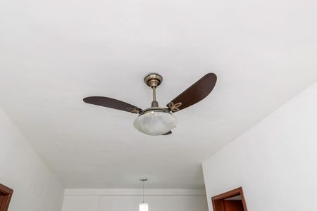 Apartamento à venda com 98m², 3 quartos e 2 vagasSala