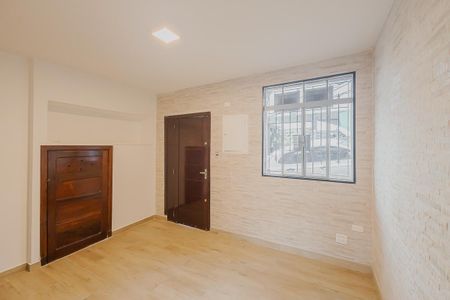 Sala de casa à venda com 2 quartos, 54m² em Cerqueira César, São Paulo