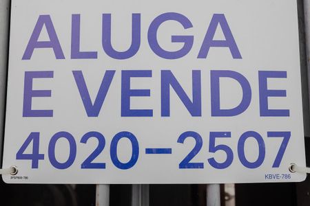 Casa à venda com 54m², 2 quartos e sem vagaPlaquinha