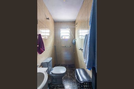 Casa à venda com 41m², 2 quartos e 10 vagasBanheiro 1