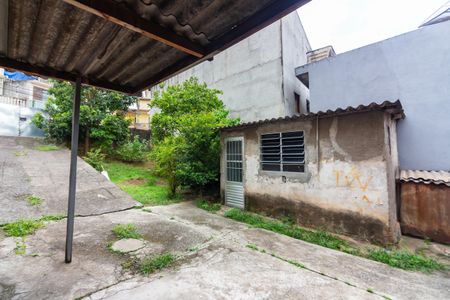 Casa à venda com 41m², 2 quartos e 10 vagasQuintal