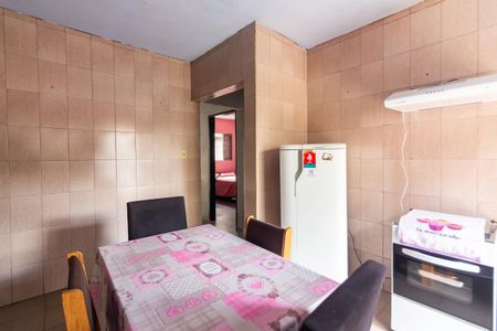 Casa à venda com 41m², 2 quartos e 10 vagasCozinha 