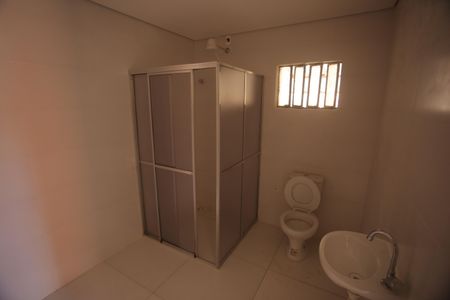 Casa para alugar com 180m², 4 quartos e 2 vagasBanheiro