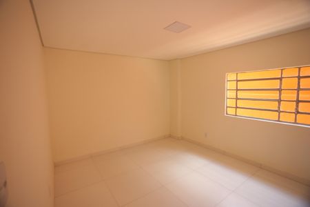 Casa para alugar com 180m², 4 quartos e 2 vagasQuarto