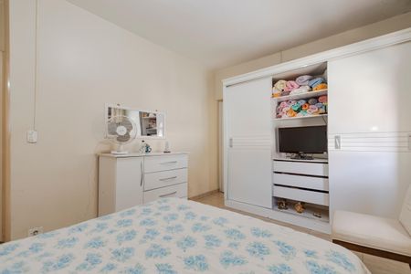 Casa à venda com 100m², 3 quartos e sem vaga Casa à venda com 100m², 3 quartos e sem vagaSuíte