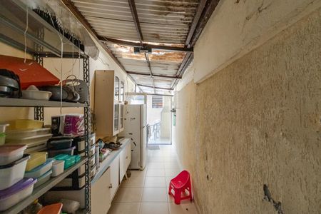 Casa à venda com 100m², 3 quartos e sem vaga Casa à venda com 100m², 3 quartos e sem vagaCorredor Lateral