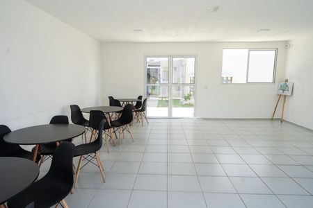 Apartamento para alugar com 41m², 2 quartos e 1 vagaÁrea comum - Salão de festas