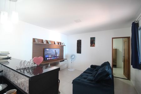 Sala de casa de condomínio à venda com 2 quartos, 170m² em Jacarepaguá, Rio de Janeiro