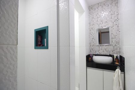 Casa de condomínio à venda com 170m², 2 quartos e sem vagaBanheiro