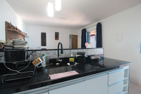 Casa de condomínio à venda com 170m², 2 quartos e sem vagaCozinha