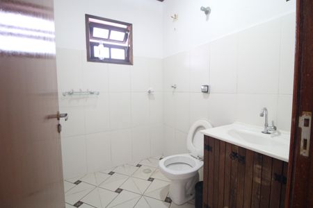 Casa à venda com 165m², 2 quartos e 2 vagasBanheiro