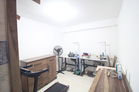 Casa à venda com 165m², 2 quartos e 2 vagasQuarto 2 da edícula