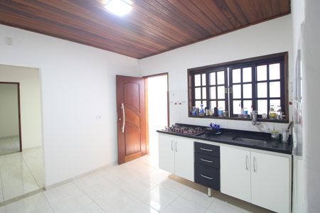 Casa à venda com 165m², 2 quartos e 2 vagasCozinha
