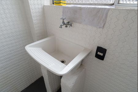 Apartamento para alugar com 61m², 2 quartos e 1 vagaÁrea de Serviço