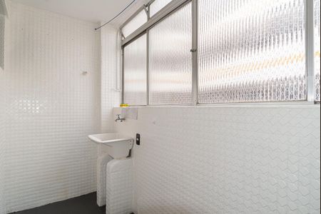 Apartamento para alugar com 61m², 2 quartos e 1 vagaÁrea de Serviço