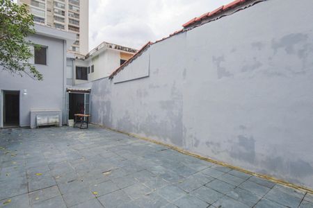 Casa para alugar com 250m², 3 quartos e 1 vagaQuintal