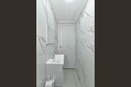 Lavabo de casa para alugar com 3 quartos, 250m² em Vila Cordeiro, São Paulo