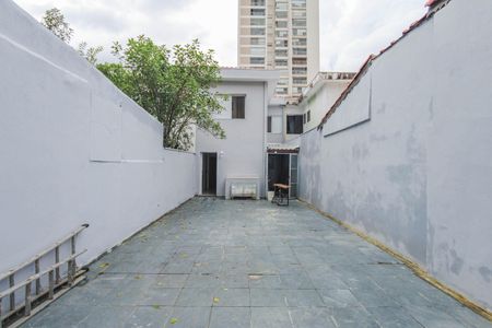 Casa para alugar com 250m², 3 quartos e 1 vagaQuintal