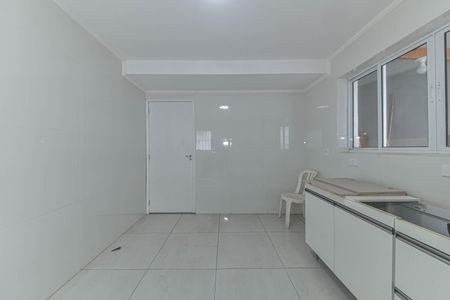 Casa para alugar com 250m², 3 quartos e 1 vagaCozinha
