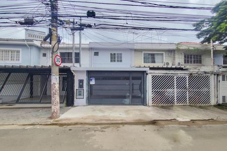 Casa para alugar com 250m², 3 quartos e 1 vagaFachada