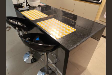 Casa à venda com 260m², 4 quartos e 3 vagas