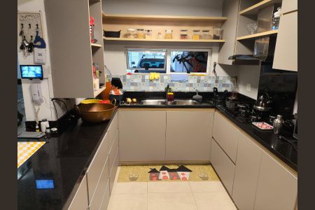 Casa à venda com 260m², 4 quartos e 3 vagas