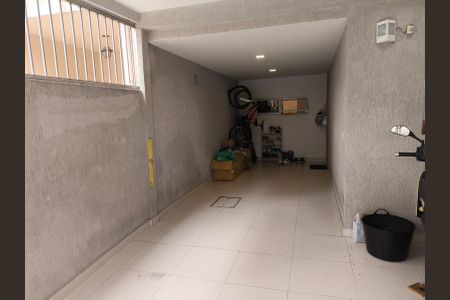 Casa à venda com 260m², 4 quartos e 3 vagas