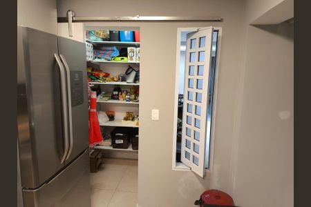 Casa à venda com 260m², 4 quartos e 3 vagas