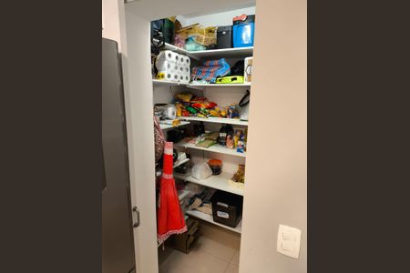 Casa à venda com 260m², 4 quartos e 3 vagas