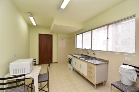 Apartamento para alugar com 40m², 1 quarto e 1 vagaÁrea comum - Salão de festas