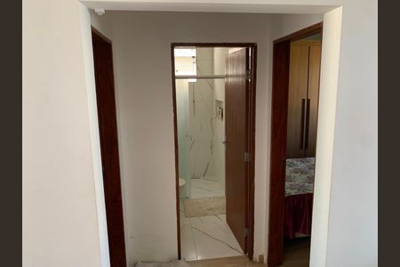 Banheiro de casa à venda com 2 quartos, 500m² em Tupã, Contagem