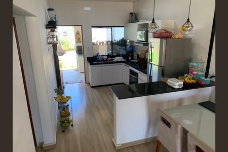 Cozinha de casa à venda com 2 quartos, 500m² em Tupã, Contagem