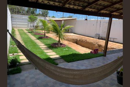 Área externa de casa à venda com 2 quartos, 500m² em Tupã, Contagem