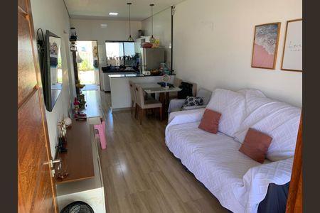 Sala de casa à venda com 2 quartos, 500m² em Tupã, Contagem