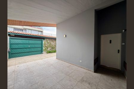Casa à venda com 330m², 3 quartos e 3 vagas Casa à venda com 330m², 3 quartos e 3 vagasGaragem