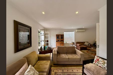 Sala de casa à venda com 3 quartos, 330m² em Brooklin, São Paulo