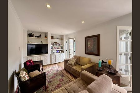 Sala de casa à venda com 3 quartos, 330m² em Brooklin, São Paulo