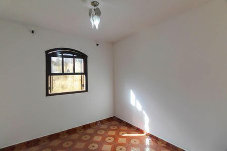 Quarto 2 de casa para alugar com 4 quartos, 140m² em Vila Portuguesa, São Paulo