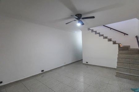 Sala de casa para alugar com 4 quartos, 140m² em Vila Portuguesa, São Paulo