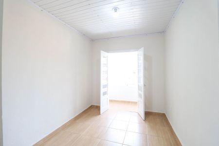 Casa para alugar com 70m², 2 quartos e sem vaga