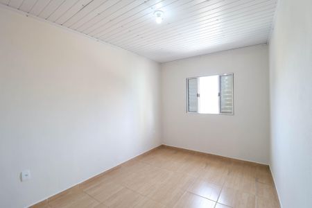 Casa para alugar com 70m², 2 quartos e sem vaga
