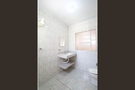 Casa para alugar com 70m², 2 quartos e sem vaga