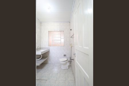 Casa para alugar com 70m², 2 quartos e sem vaga