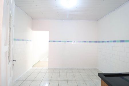 Casa para alugar com 70m², 2 quartos e sem vaga