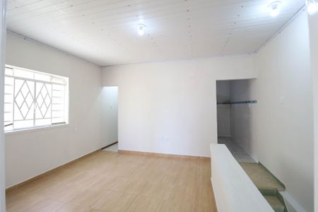 Casa para alugar com 70m², 2 quartos e sem vaga