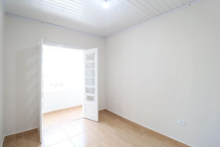 Casa para alugar com 70m², 2 quartos e sem vaga