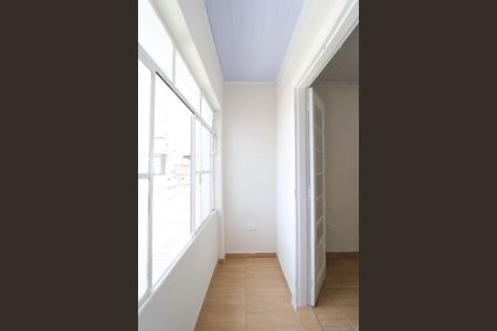 Casa para alugar com 70m², 2 quartos e sem vaga