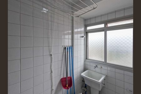 Apartamento à venda com 55m², 2 quartos e 1 vaga Apartamento à venda com 55m², 2 quartos e 1 vagaCozinha e Área de Serviço